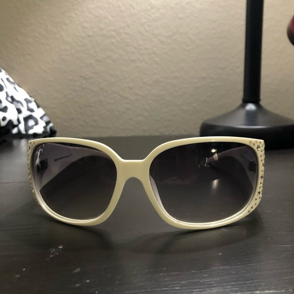 Authentic Dolce & Gabbana Sunglasses - Picture 2 of 4